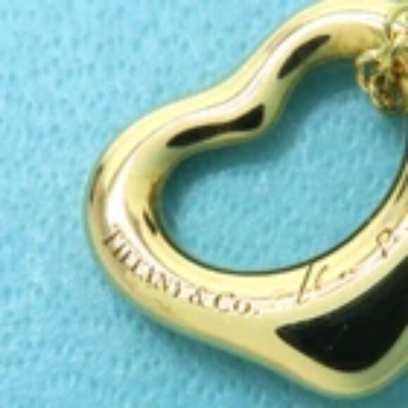 Tiffany & Co. Small Open Heart Necklace 16" 18k Yellow Gold 750 Auth - Picture 8 of 8
